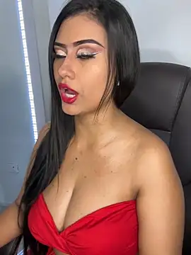 Snapshot of _Isabella_1 chatting on 11-15-25, 02:37 Isabella 1 online show from 11-15-25, 02:37