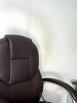 Snapshot of _Isabella_1 chatting on 12-19-25, 02:37 Isabella 1 online show from 12-19-25, 02:37