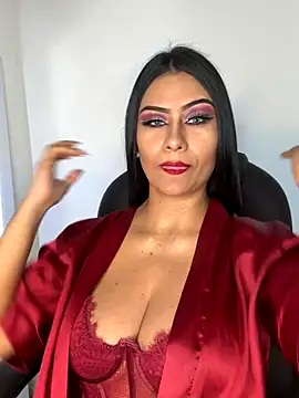 Snapshot of _Isabella_1 chatting on 11-24-25, 02:44 Isabella 1 online show from 11-24-25, 02:44