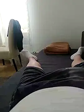 Snapshot of RaspuT002 chatting on 02-27-26, 02:17 RaspuT002 online show from 02-27-26, 02:17