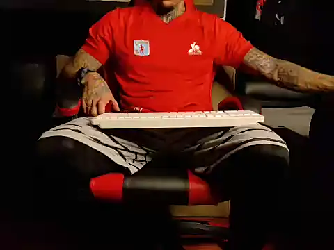 Molotov Explosive online show from 11-07-25, 12:15