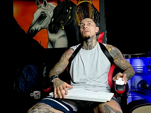 Molotov Explosive online show from 12-22-25, 05:02