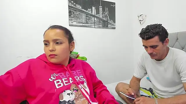 Sofi And Santy online show from 11-22-25, 01:48