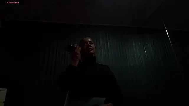 niki la rose 2 0 online show from 11-14-25, 11:30