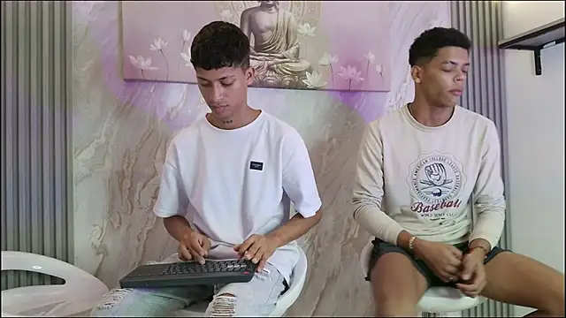 EMPIRE BOYS1 online show from 02-20-26, 10:44