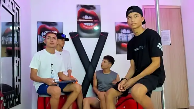 EMPIRE BOYS1 online show from 10-31-25, 07:21