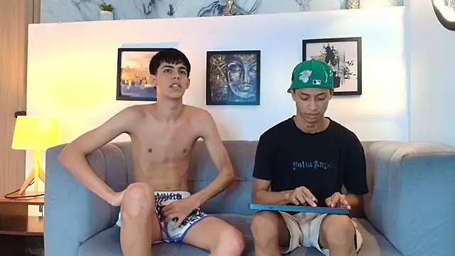 EMPIRE BOYS1 online show from 03-10-26, 03:38