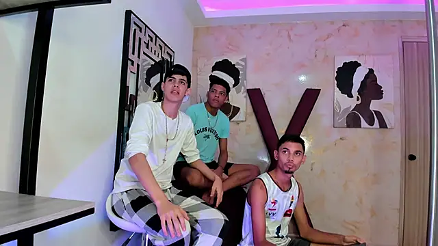 EMPIRE BOYS1 online show from 04-15-26, 07:29