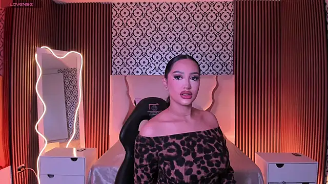 BEELLA TAY1 online show from 03-30-26, 11:44