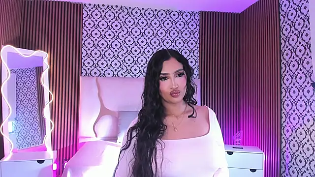 Snapshot of BEELLA_TAY1 chatting on 06-15-26, 11:54 BEELLA TAY1 online show from 06-15-26, 11:54