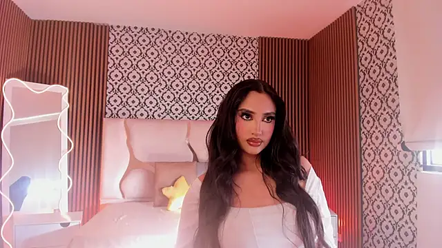 Snapshot of BEELLA_TAY1 chatting on 06-20-26, 12:10 BEELLA TAY1 online show from 06-20-26, 12:10