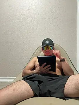 Snapshot of sniper2801 chatting on 08-05-26, 10:59 sniper2801 online show from 08-05-26, 10:59