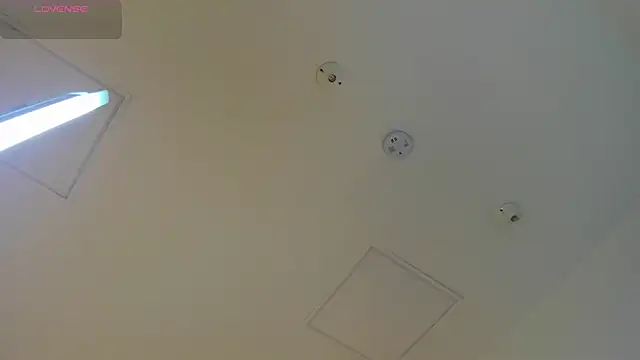 Snapshot of lyrabellini chatting on 03-13-26, 11:37 lyrabellini online show from 03-13-26, 11:37