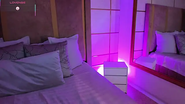 lyrabellini online show from 11-14-25, 11:36