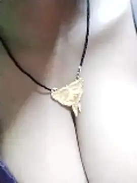 kiara-simmi online show from 10-26-25, 07:42