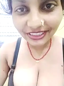 kiara-simmi online show from 01-07-26, 12:37