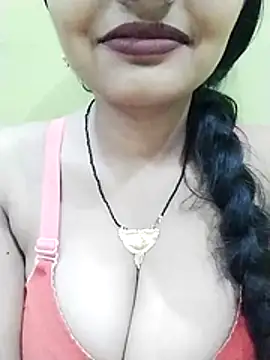 kiara-simmi online show from 11-06-25, 01:48