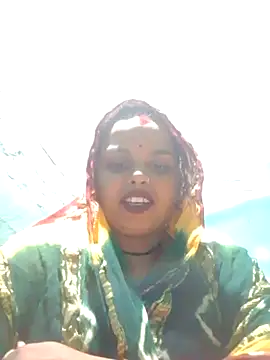 Snapshot of Monika_cuty chatting on 10-15-25, 03:20 Monika cuty online show from 10-15-25, 03:20