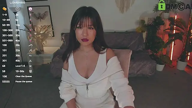 Erika Kim online show from 07-17-26, 07:38