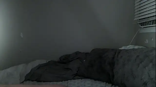 bandrews4795 online show from 11-23-25, 07:29