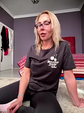 ElenabonyX online show from 01-13-26, 10:30