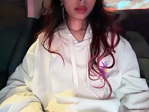 youngriri2 online show from 01-15-26, 02:53