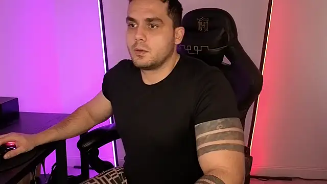 Danielbateson online show from 01-08-26, 01:06