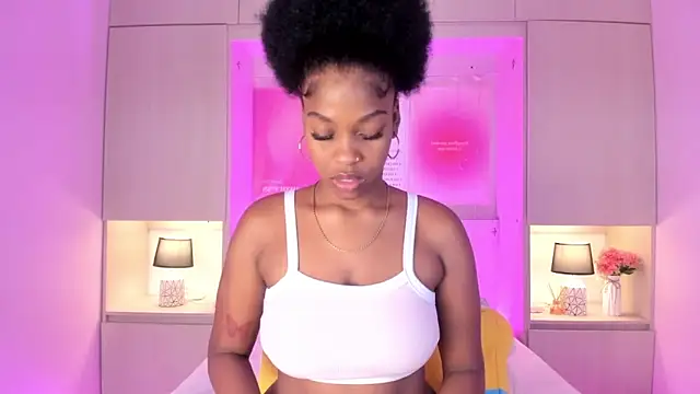 MaraBaker online show from 10-28-25, 12:04