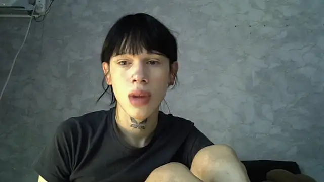 Snapshot of mun_poli chatting on 11-08-25, 11:25 mun poli online show from 11-08-25, 11:25