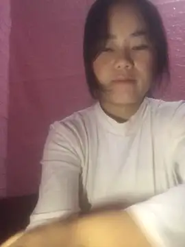 Snapshot of xixibabi chatting on 10-24-25, 04:06 xixibabi online show from 10-24-25, 04:06