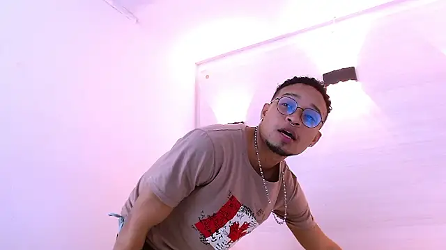 Snapshot of Jayden_Morris chatting on 01-14-26, 02:59 Jayden Morris online show from 01-14-26, 02:59