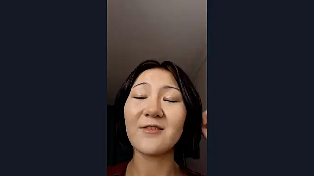 Lyndasilk online show from 05-07-26, 04:10