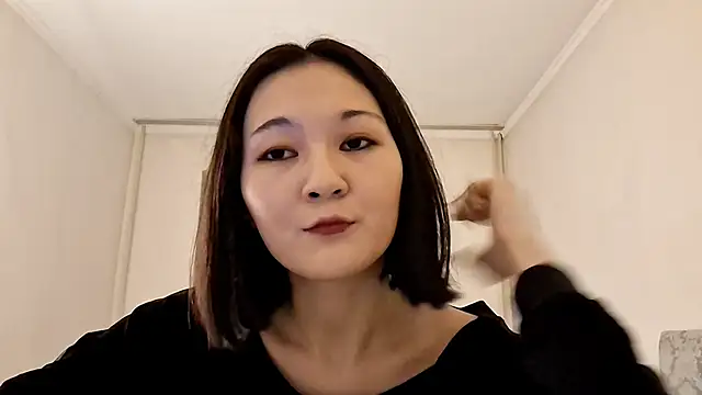 Lyndasilk online show from 01-10-26, 05:41