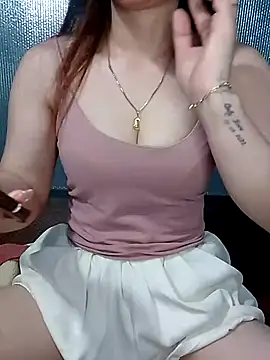 LeanaLy online show from 06-30-26, 11:38