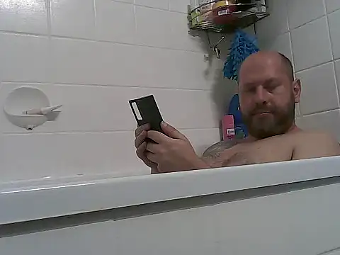 Snapshot of BadJokerxt1986 chatting on 10-11-25, 03:35 BadJokerxt1986 online show from 10-11-25, 03:35
