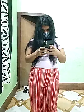 Snapshot of PG_girl_12th chatting on 10-13-25, 08:10 PG girl 12th online show from 10-13-25, 08:10