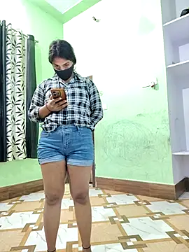 Snapshot of PG_girl_12th chatting on 10-29-25, 09:08 PG girl 12th online show from 10-29-25, 09:08