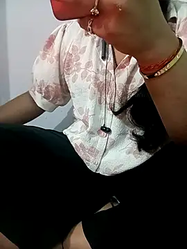 PG girl 12th online show from 11-28-25, 04:12