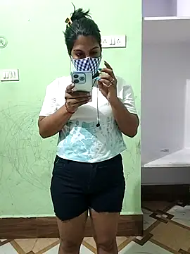 Snapshot of PG_girl_12th chatting on 10-11-25, 04:52 PG girl 12th online show from 10-11-25, 04:52