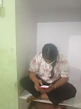 PG girl 12th online show from 11-05-25, 04:10