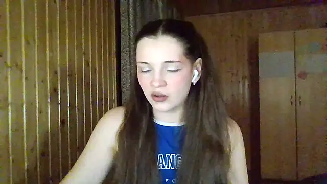 AmeliieLaFleur online show from 02-04-26, 07:42