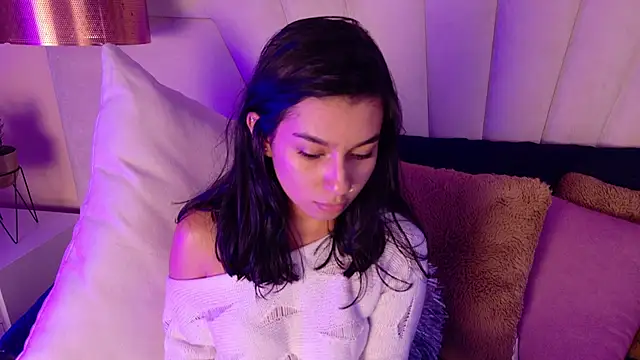 Snapshot of AlyssaRay chatting on 11-27-25, 08:09 AlyssaRay online show from 11-27-25, 08:09