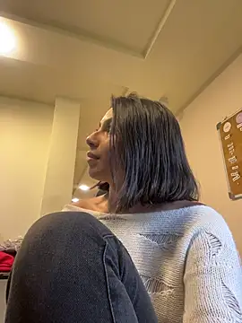 AlyssaRay online show from 02-17-26, 06:49