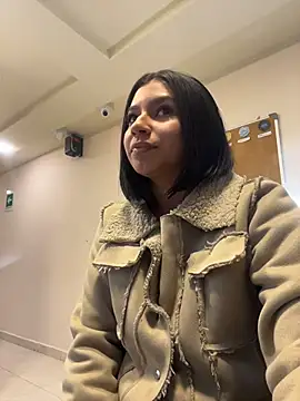 AlyssaRay online show from 03-15-26, 12:01