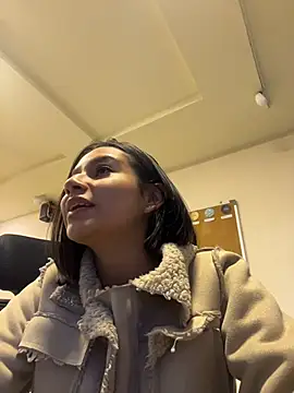 AlyssaRay online show from 03-25-26, 11:42