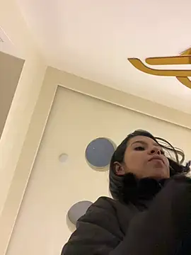 AlyssaRay online show from 03-31-26, 11:45