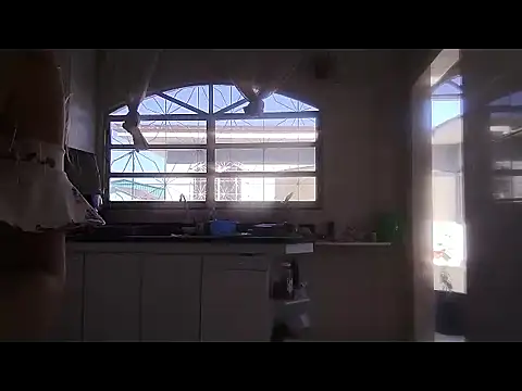 Snapshot of CllarinhaCortes chatting on 10-14-25, 11:00 CllarinhaCortes online show from 10-14-25, 11:00