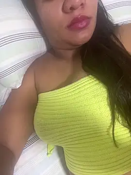 samaraoliveira25 online show from 05-23-26, 10:53
