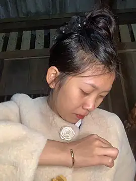 linh-lan1 online show from 12-16-25, 01:04