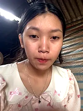 linh-lan1 online show from 11-17-25, 05:55